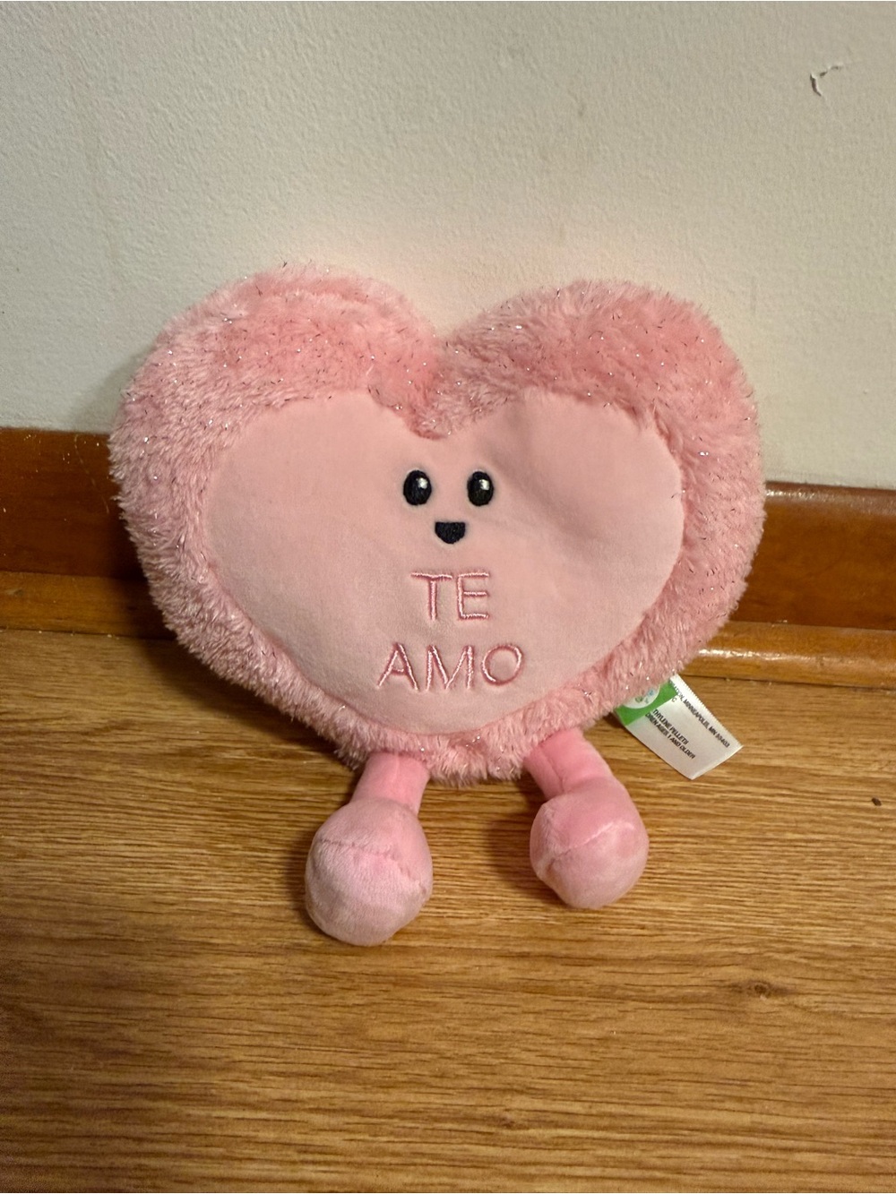 GiggleScape Te Amo Pink Heart Plush Smiling Stuffed Toy Valentine’s Spanish 6”